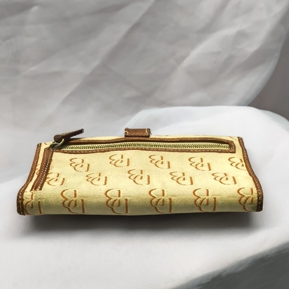 Dooney & Bourke Tan and Brown Logo Wallet vintage - Picture 9 of 12